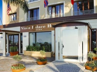 Viola Palace