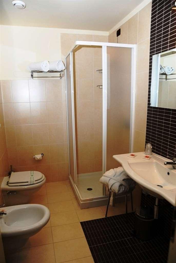 Viola Palace Hotel 4*