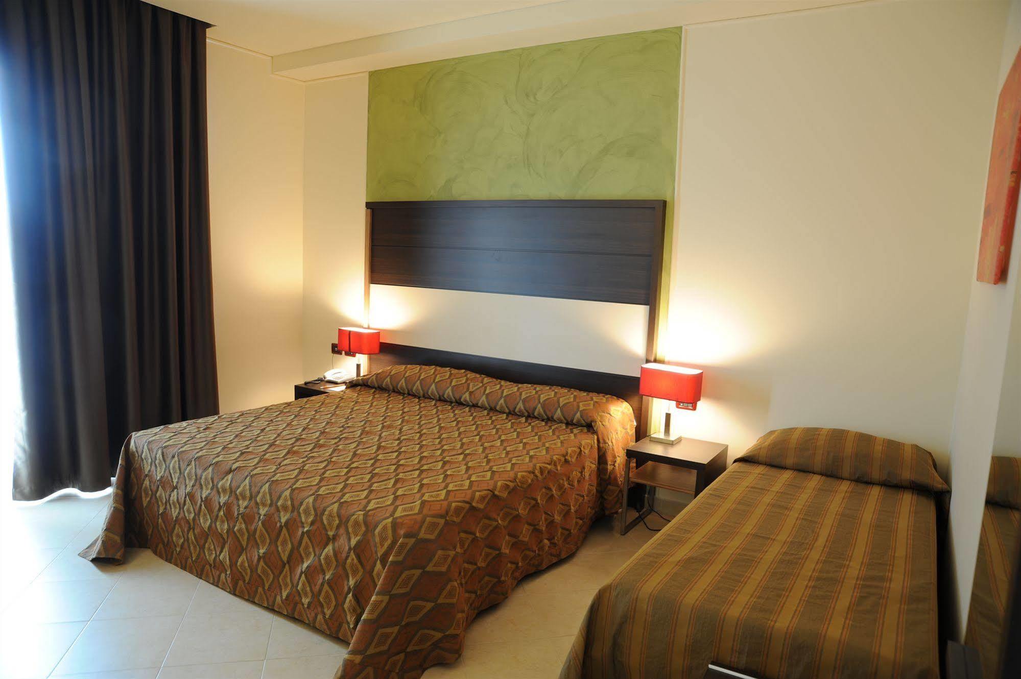 Viola Palace 4*