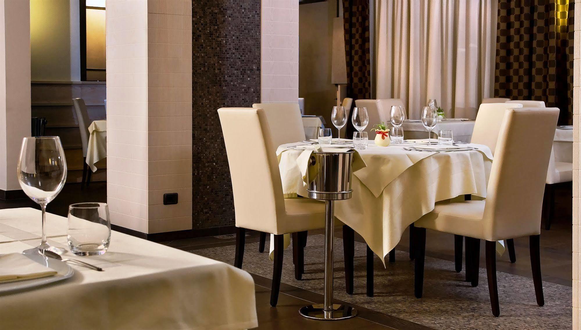 Viola Palace Hotel 4*