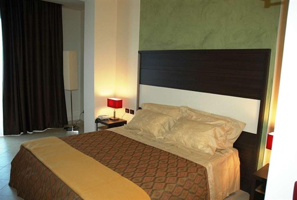 Hotel Viola Palace 4*