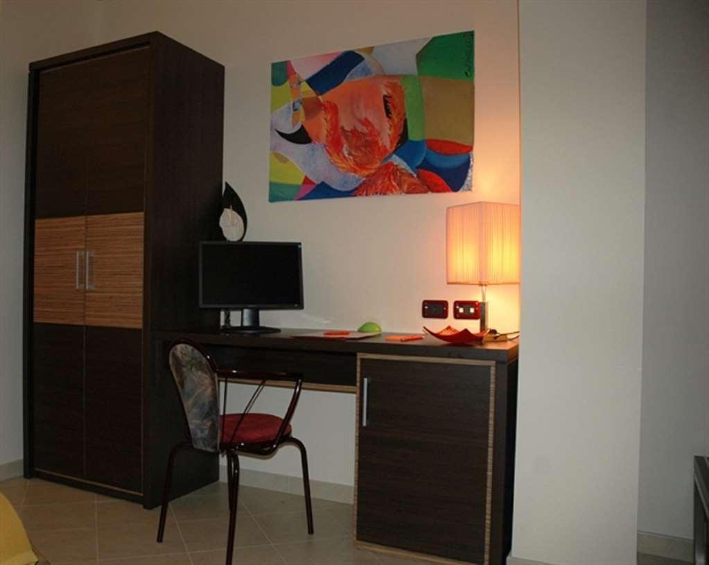 Viola Palace Hotel Villafranca Tirrena