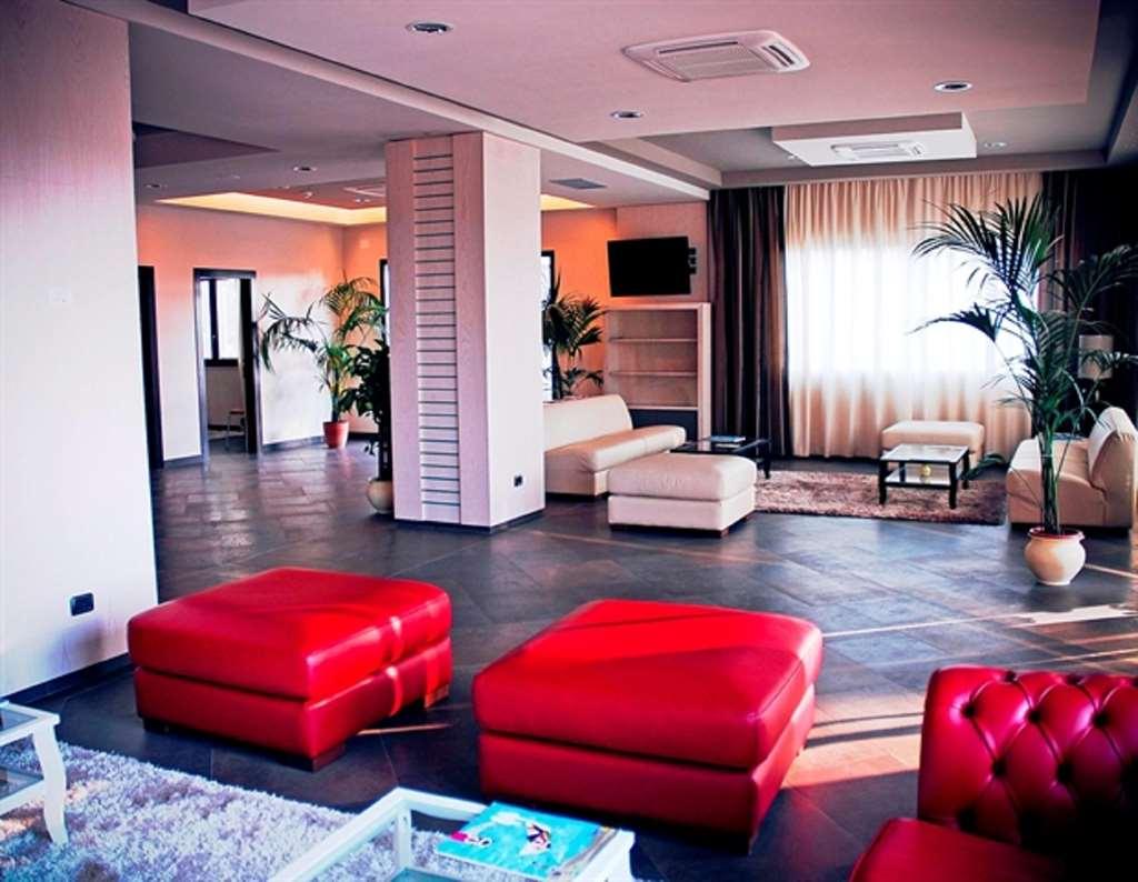 Hotel Viola Palace